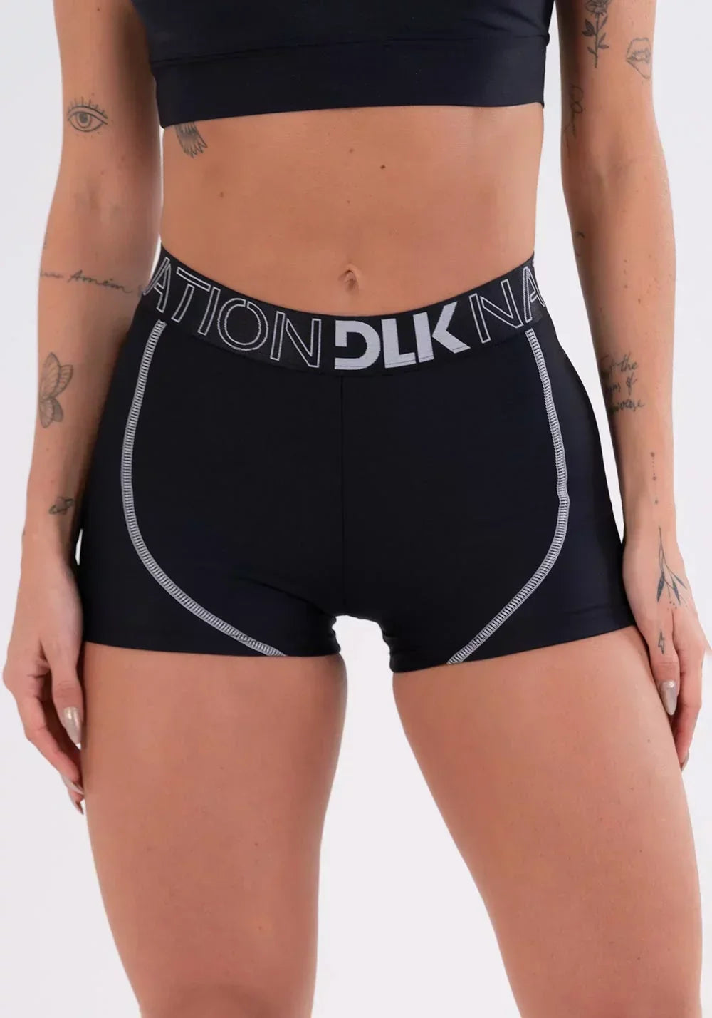 Conjunto Short nation com elástico na cintura + Top preto