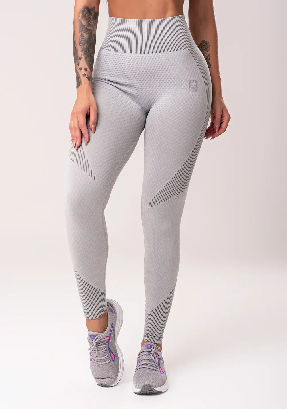 Conjunto Legging fitness feminina + Top cinza texturizada seamless