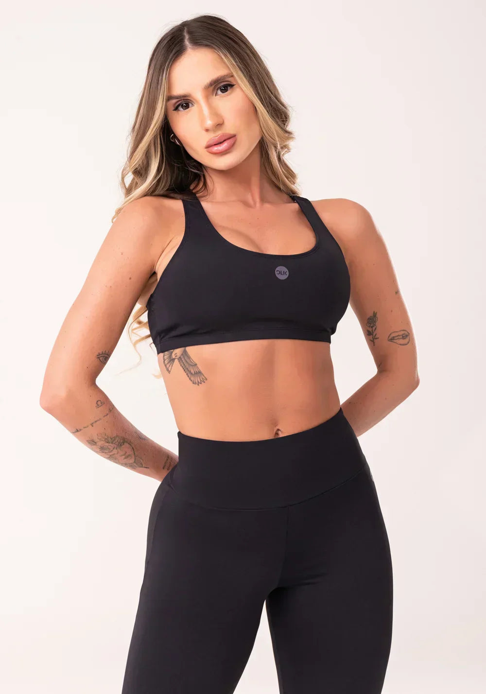 Conjunto Top fitness feminino + Calça Legging preto com bojo e alças reguláveis oasis