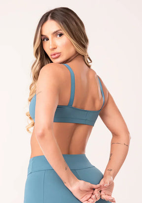 Conjunto Top fitness feminino + Bermuda azul com alças de elástico oasis