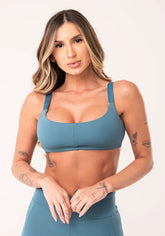 Conjunto Top fitness feminino + Bermuda azul com alças de elástico oasis