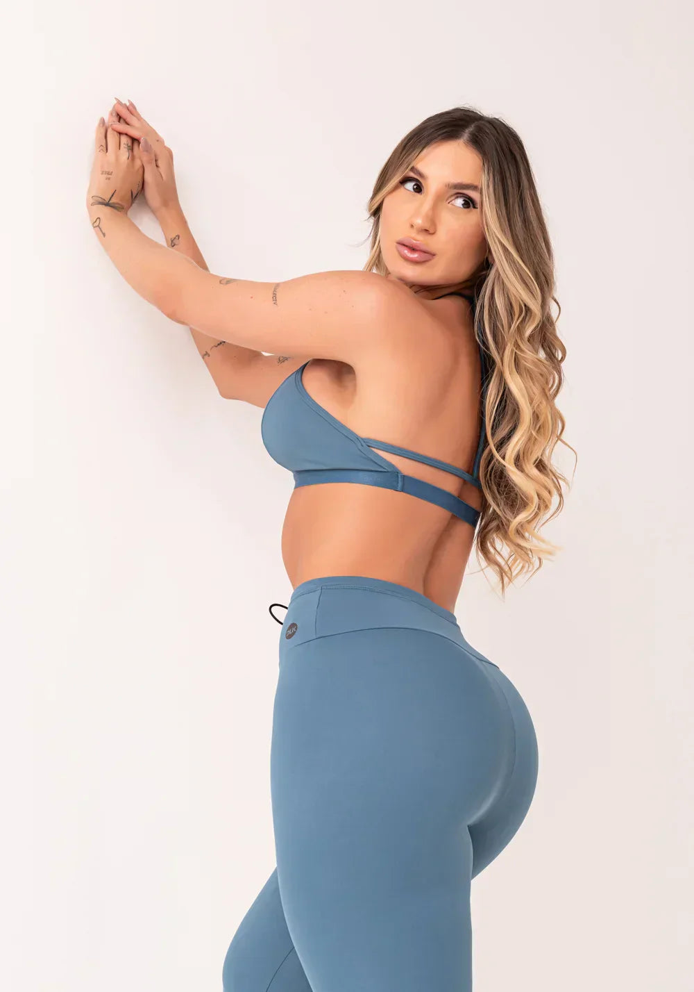 Conjunto Top fitness feminino + Calça Legging azul com bojo e alças finas oasis