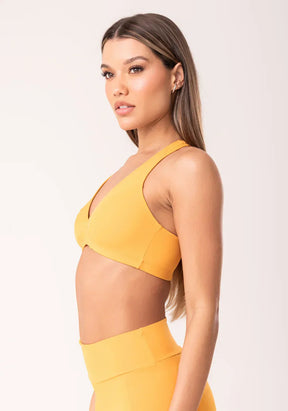 Conjunto Top fitness feminino nadador + Bermuda amarelo oasis