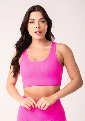 Conjunto Top fitness feminino com bojo + Bermuda texturizado pink seamless