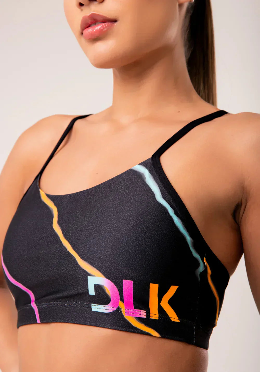 Conjunto Top fitness feminino com bojo + Bermuda estampado neon energetic printed