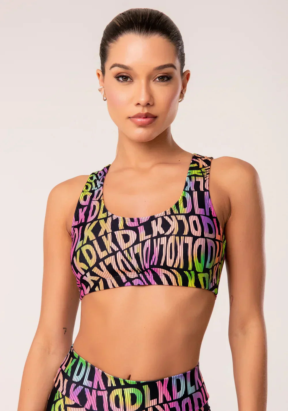 Conjunto Top fitness feminino + Bermuda estampado neon utopia printed