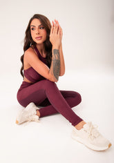 Conjunto Legging + Top fitness feminina vinho com recortes harmony