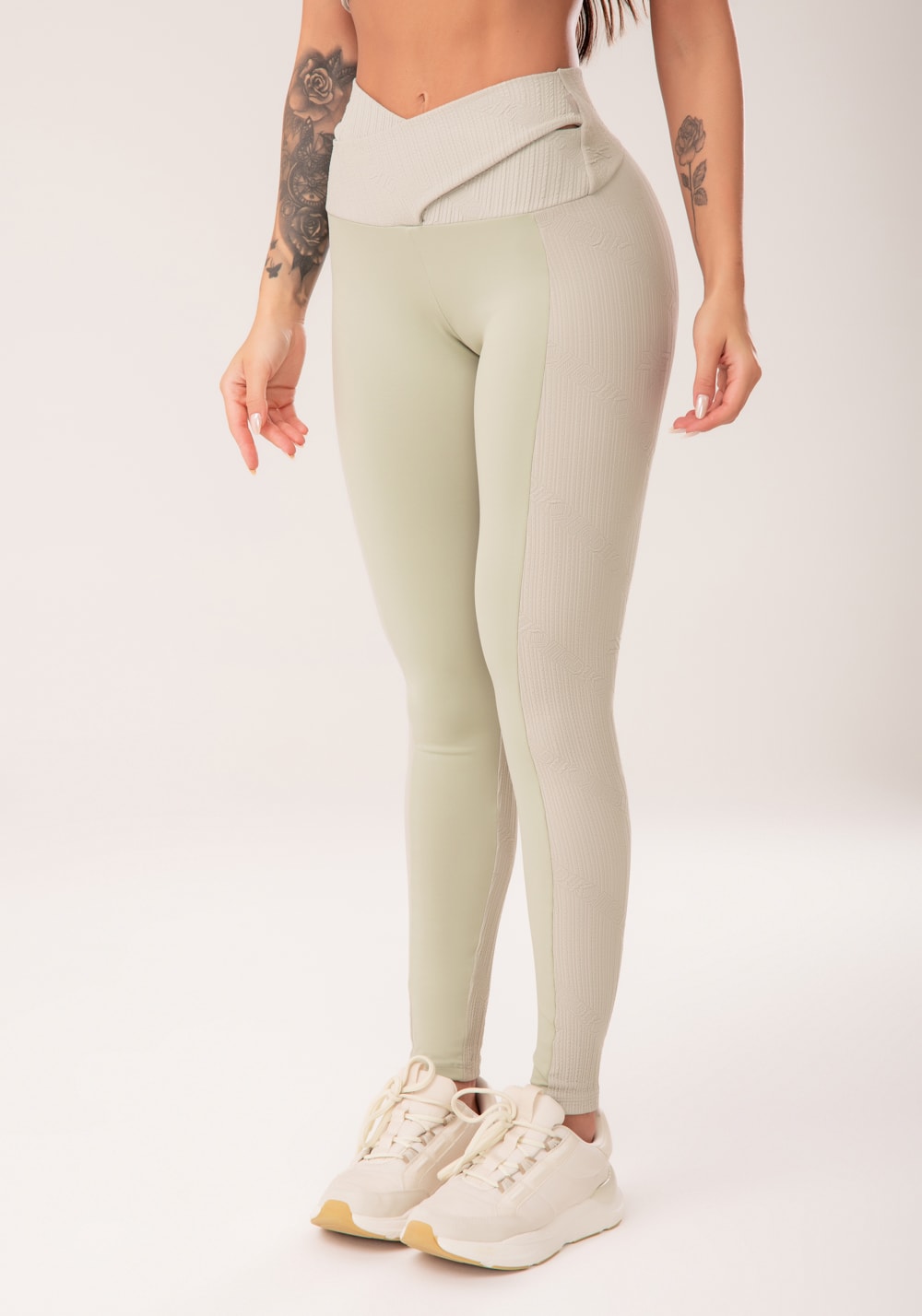 Conjunto Legging + Top fitness feminina oliva cós transpassado harmony