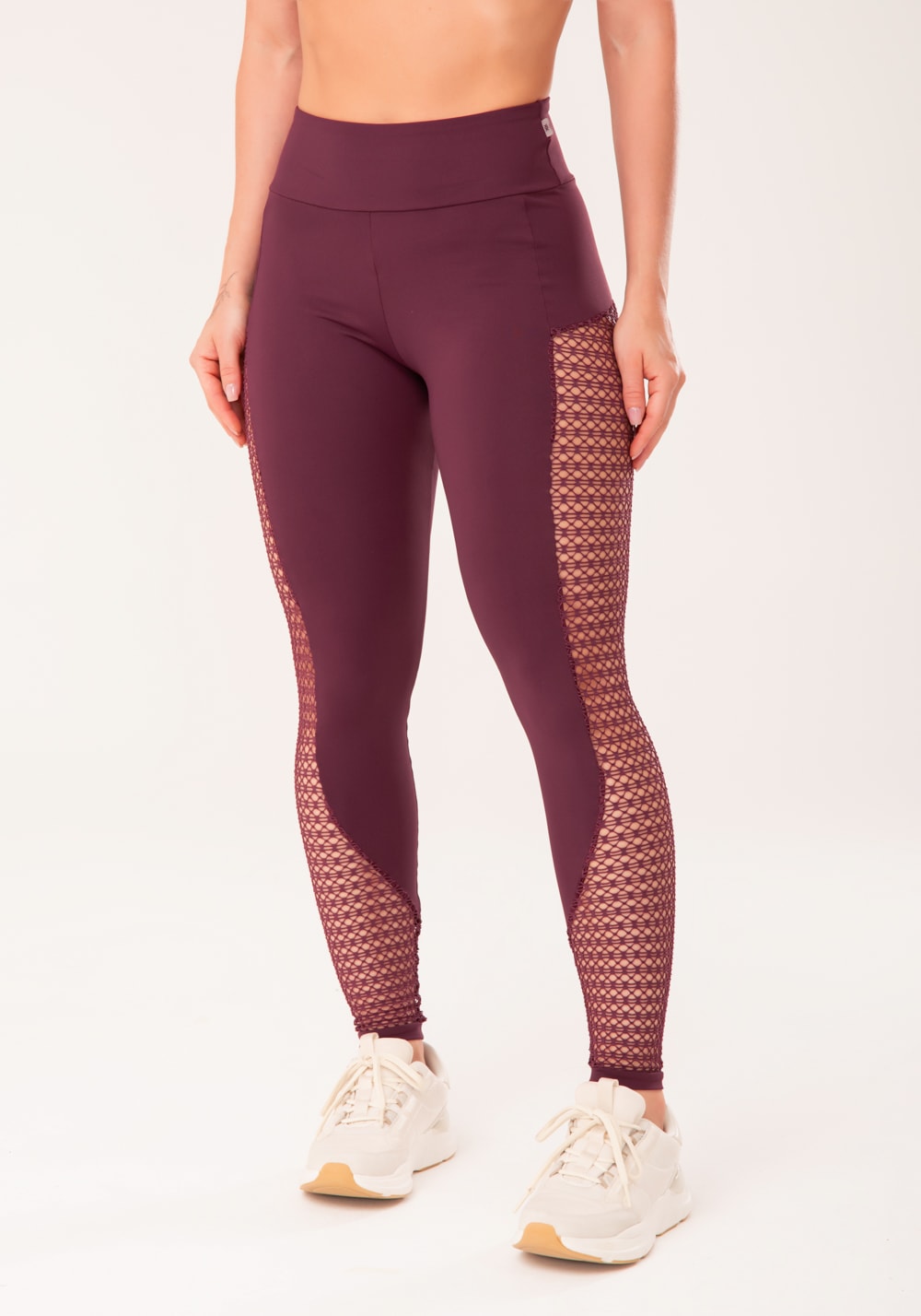 Conjunto Legging + Top fitness feminina vinho com recortes em tela harmony