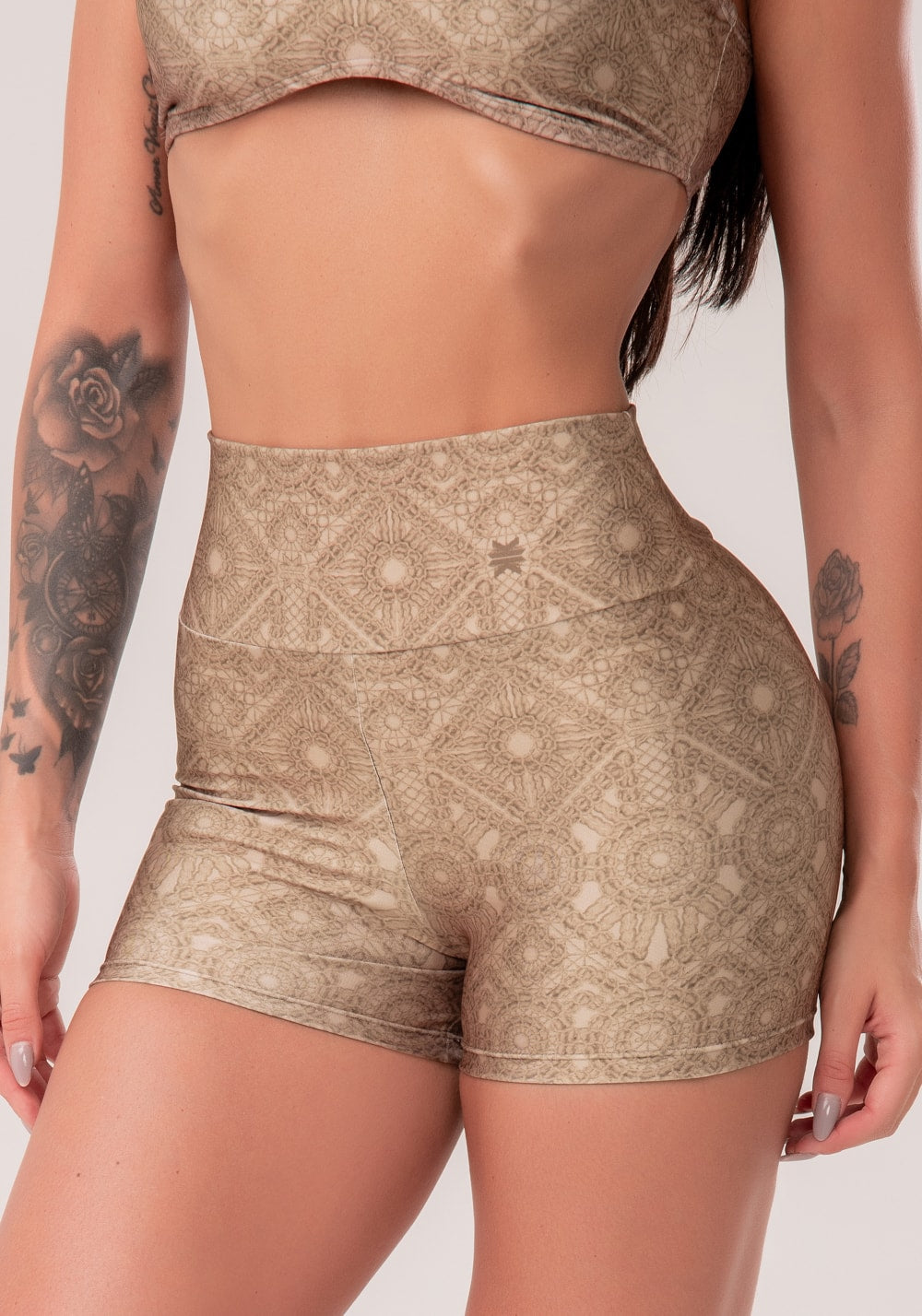 Conjunto Short + Top fitness feminino estampado renovar astral